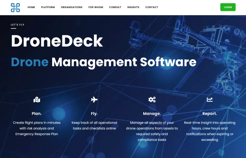 Drone operator gebruikt Dronedeck software op een filmset
